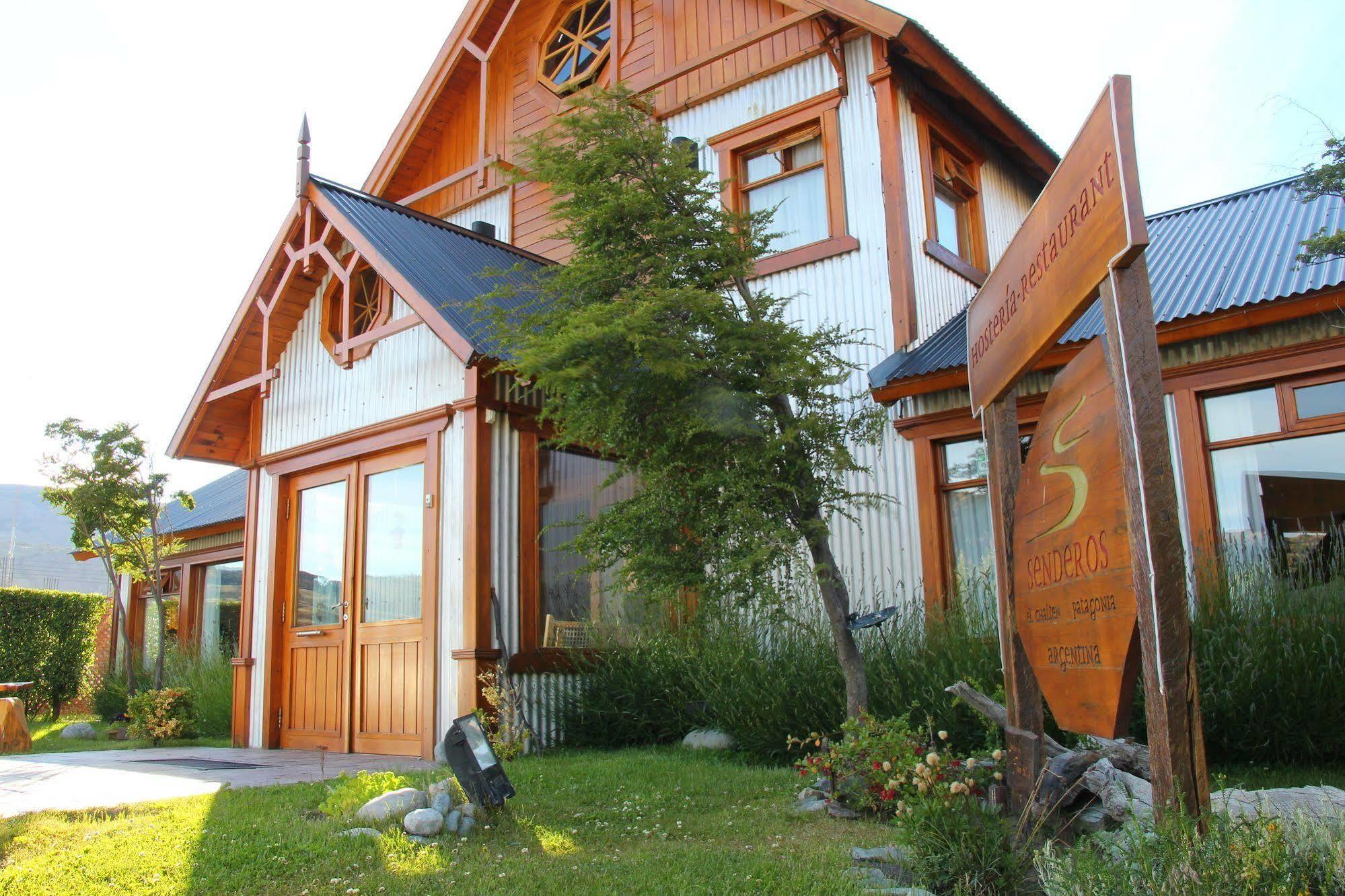 Hosteria Senderos El Chaltén Exterior foto