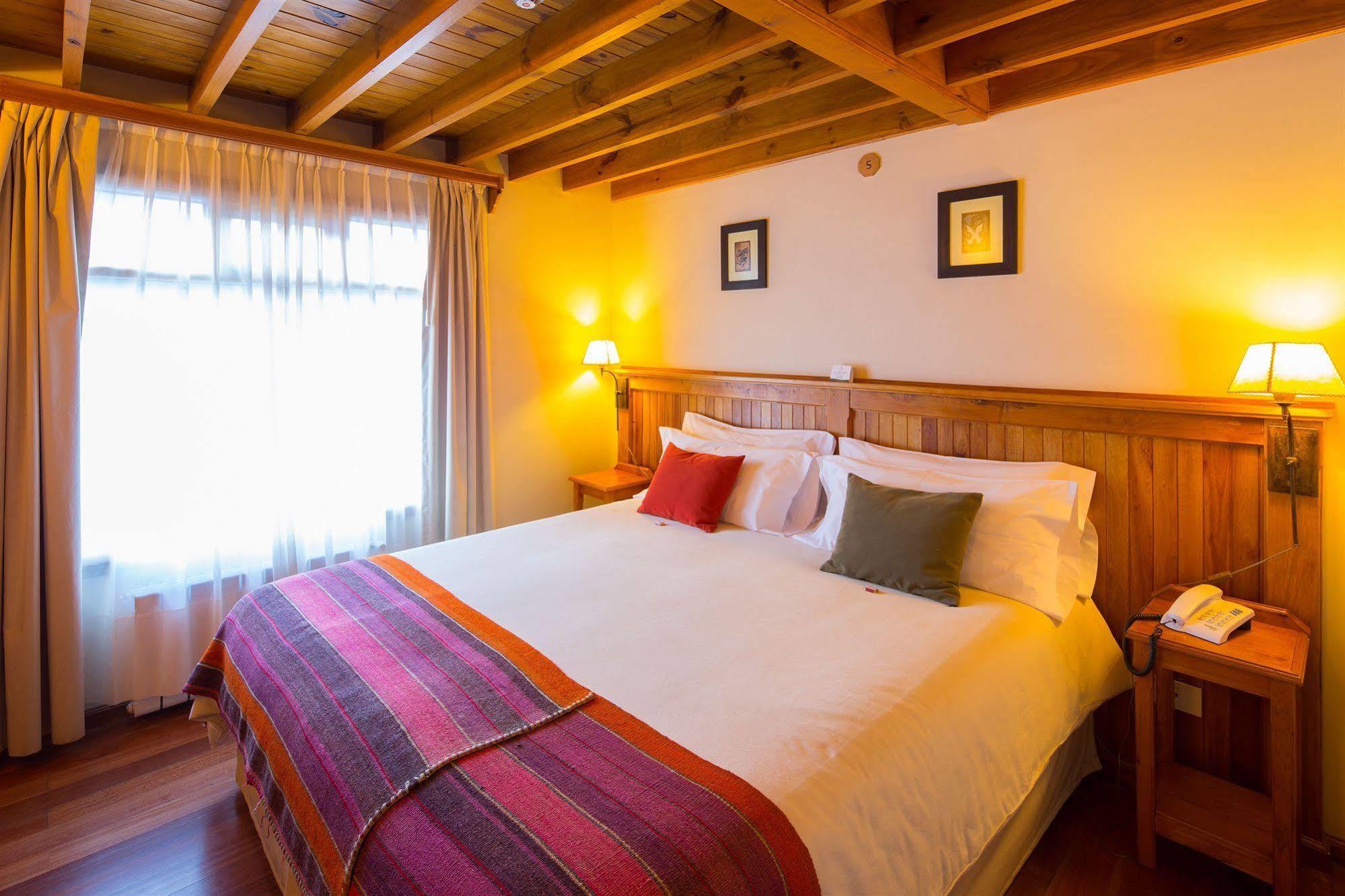 Hosteria Senderos El Chaltén Exterior foto